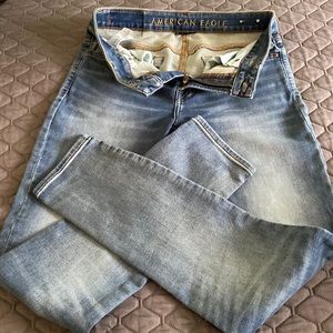 American eagle, like new. 30x32.